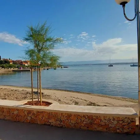 Beautiful Villa Klara Preko *