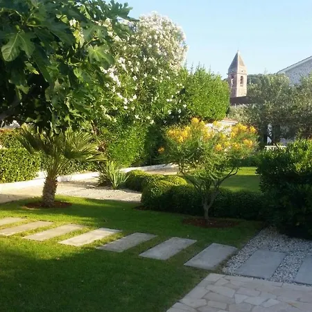 Beautiful Villa Klara Preko Vila